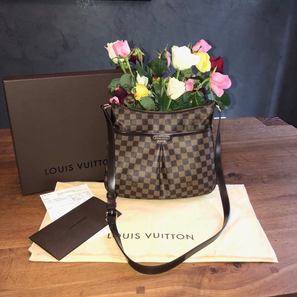 LOUIS VUITTON Cross body bag